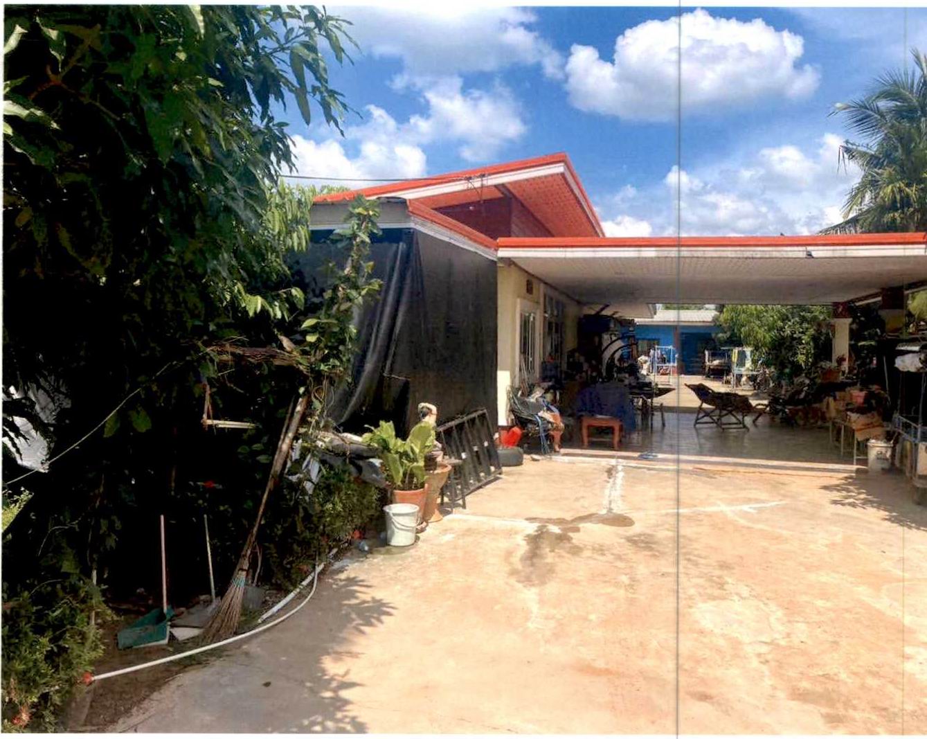 รูปที่ดินพร้อมสิ่งปลูกสร้าง เย้ยปราสาท หนองกี่ บุรีรัมย์