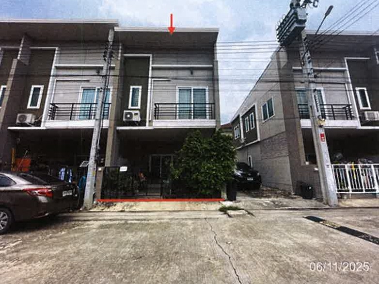 รูปที่ดินพร้อมสิ่งปลูกสร้าง ทรายกองดิน คลองสามวา กรุงเทพมหานคร