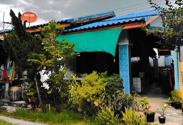 รูปที่ดินว่างเปล่า รั้วใหญ่ เมืองสุพรรณบุรี สุพรรณบุรี
