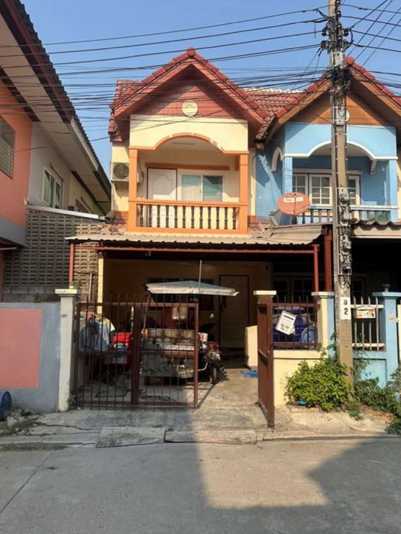 รูปที่ดินพร้อมสิ่งปลูกสร้าง ละหาร บางบัวทอง นนทบุรี