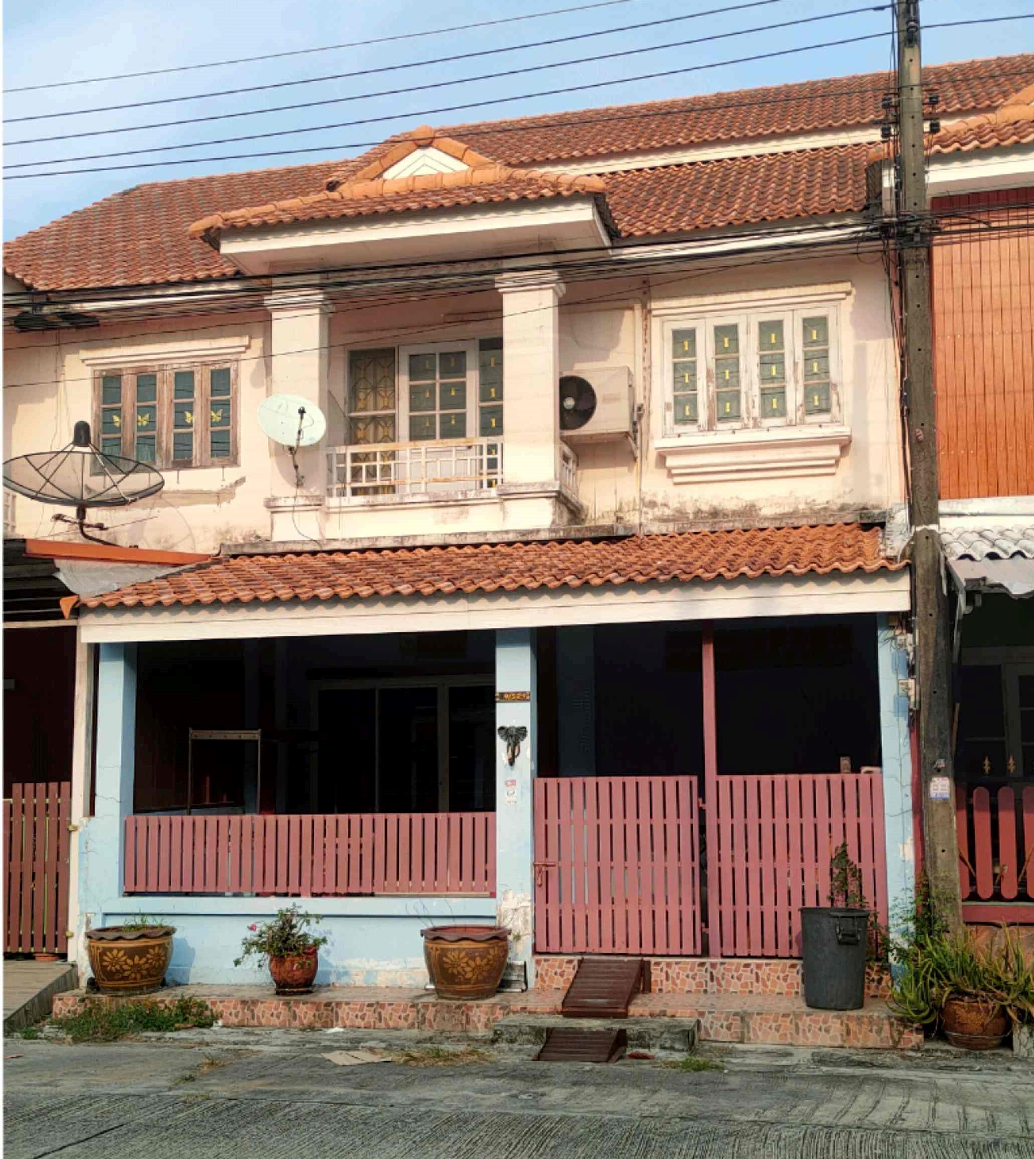 รูปที่ดินพร้อมสิ่งปลูกสร้าง บึงสนั่น ธัญบุรี ปทุมธานี