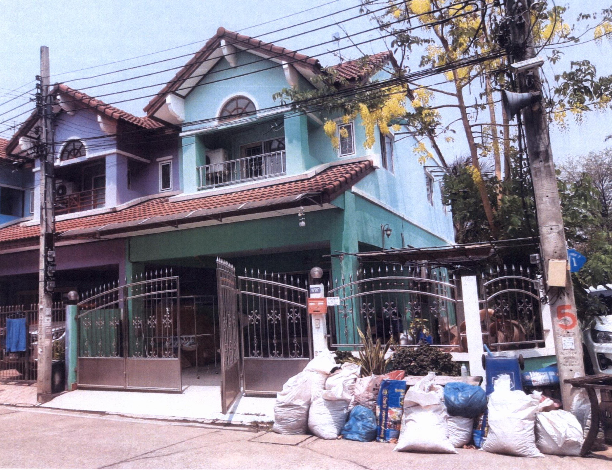 รูปที่ดินพร้อมสิ่งปลูกสร้าง ละหาร บางบัวทอง นนทบุรี