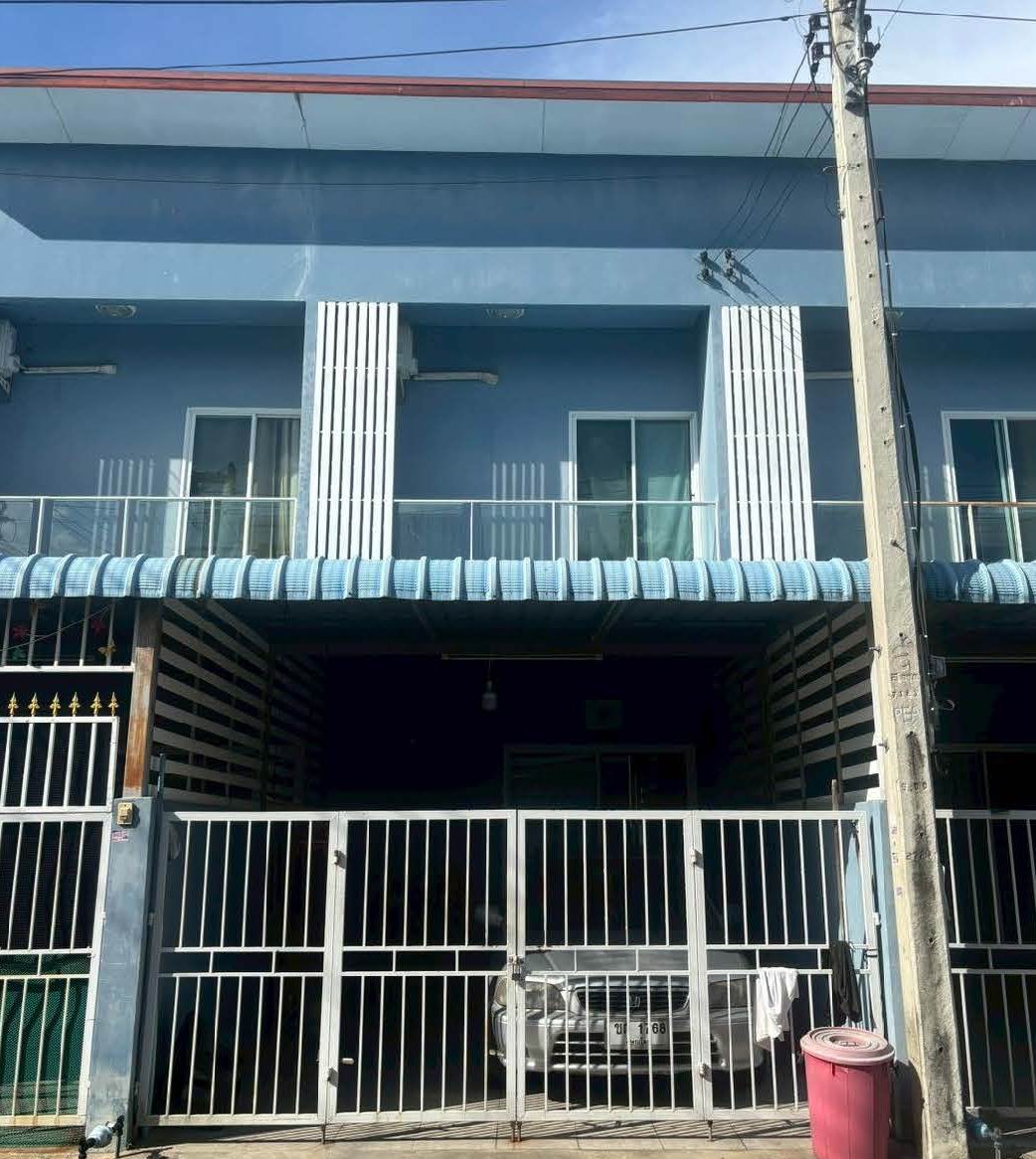 รูปที่ดินพร้อมสิ่งปลูกสร้าง ระแหง ลาดหลุมแก้ว ปทุมธานี