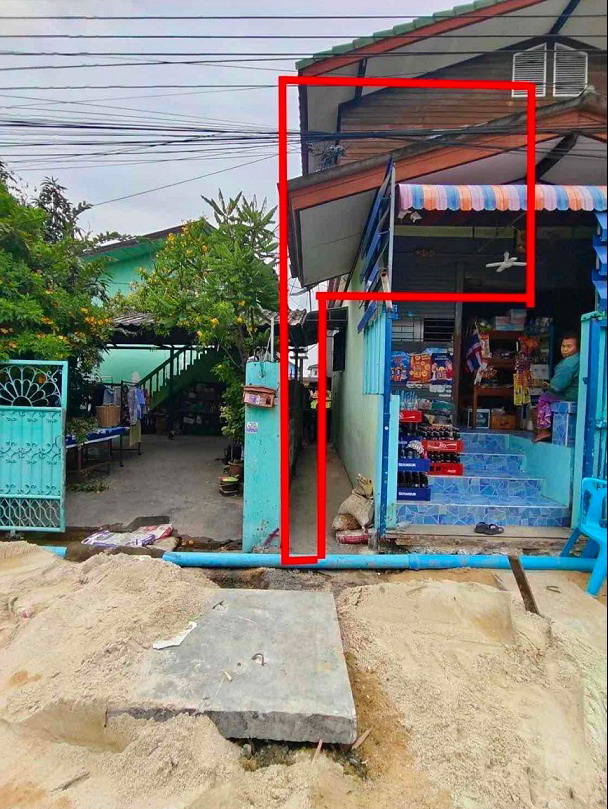 รูปที่ดินพร้อมสิ่งปลูกสร้าง ในคลองบางปลากด พระสมุทรเจดีย์ สมุทรปราการ