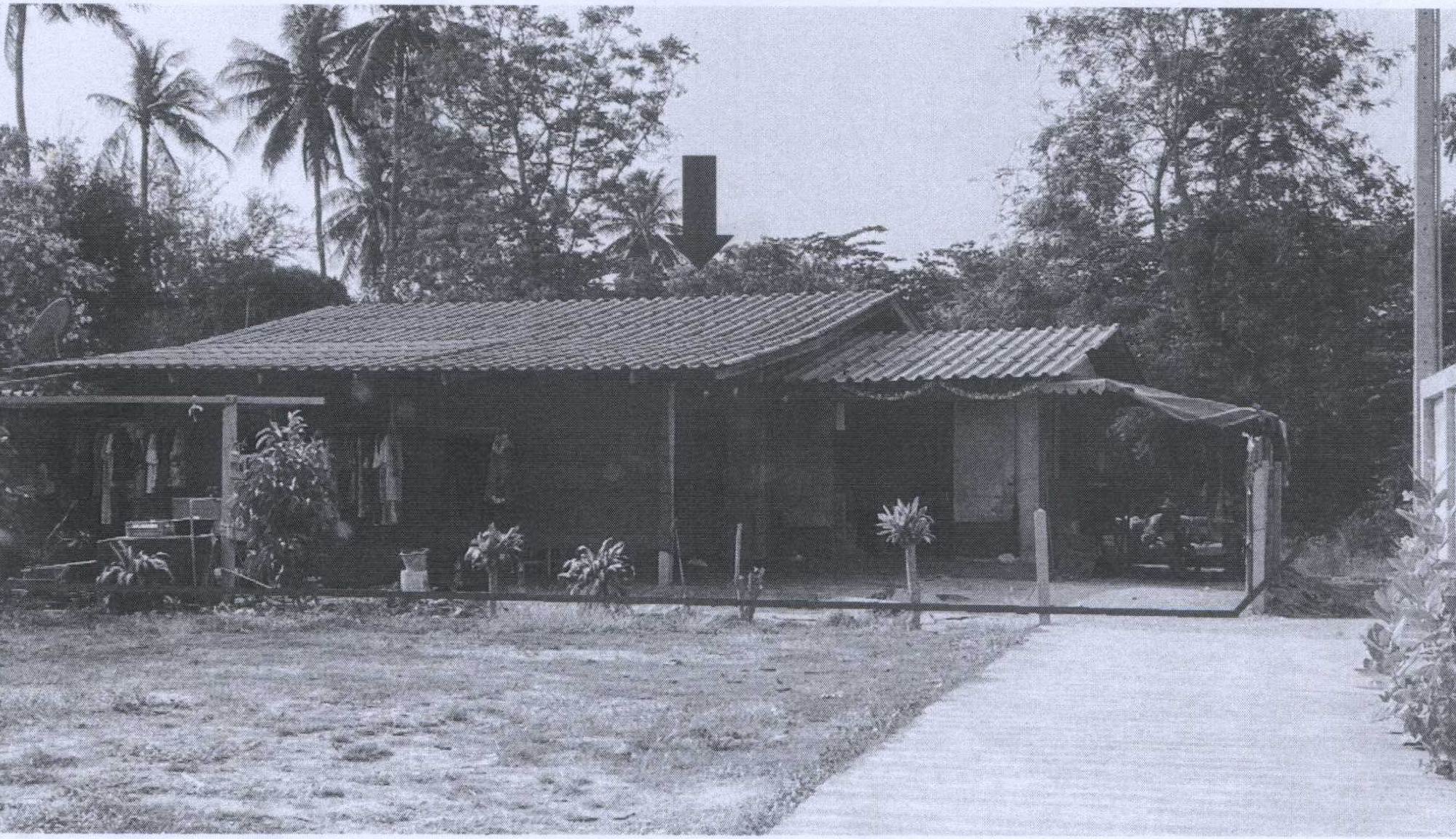 รูปที่ดินพร้อมสิ่งปลูกสร้าง บ้านลาด บ้านลาด เพชรบุรี
