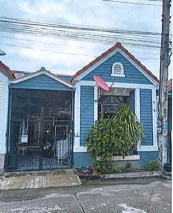 รูปที่ดินพร้อมสิ่งปลูกสร้าง ระแหง ลาดหลุมแก้ว ปทุมธานี