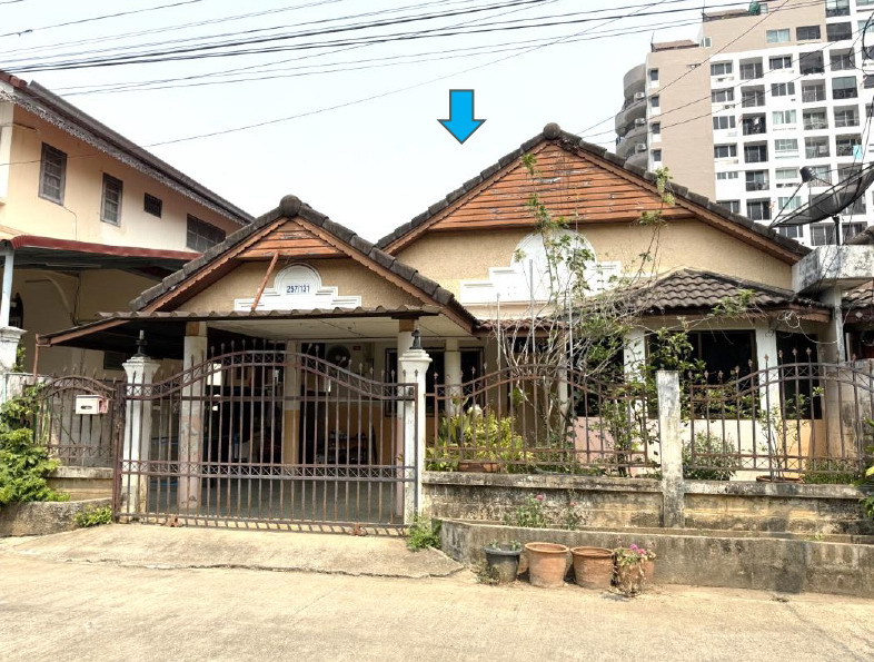 รูปที่ดินพร้อมสิ่งปลูกสร้าง ป่าแดด เมืองเชียงใหม่ เชียงใหม่