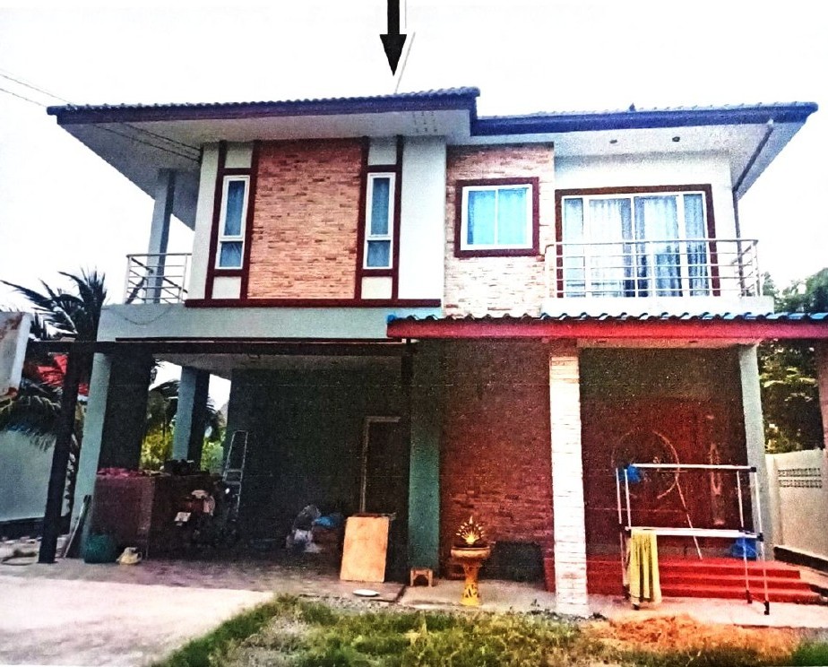 รูปที่ดินพร้อมสิ่งปลูกสร้าง บ้านอิฐ เมืองอ่างทอง อ่างทอง