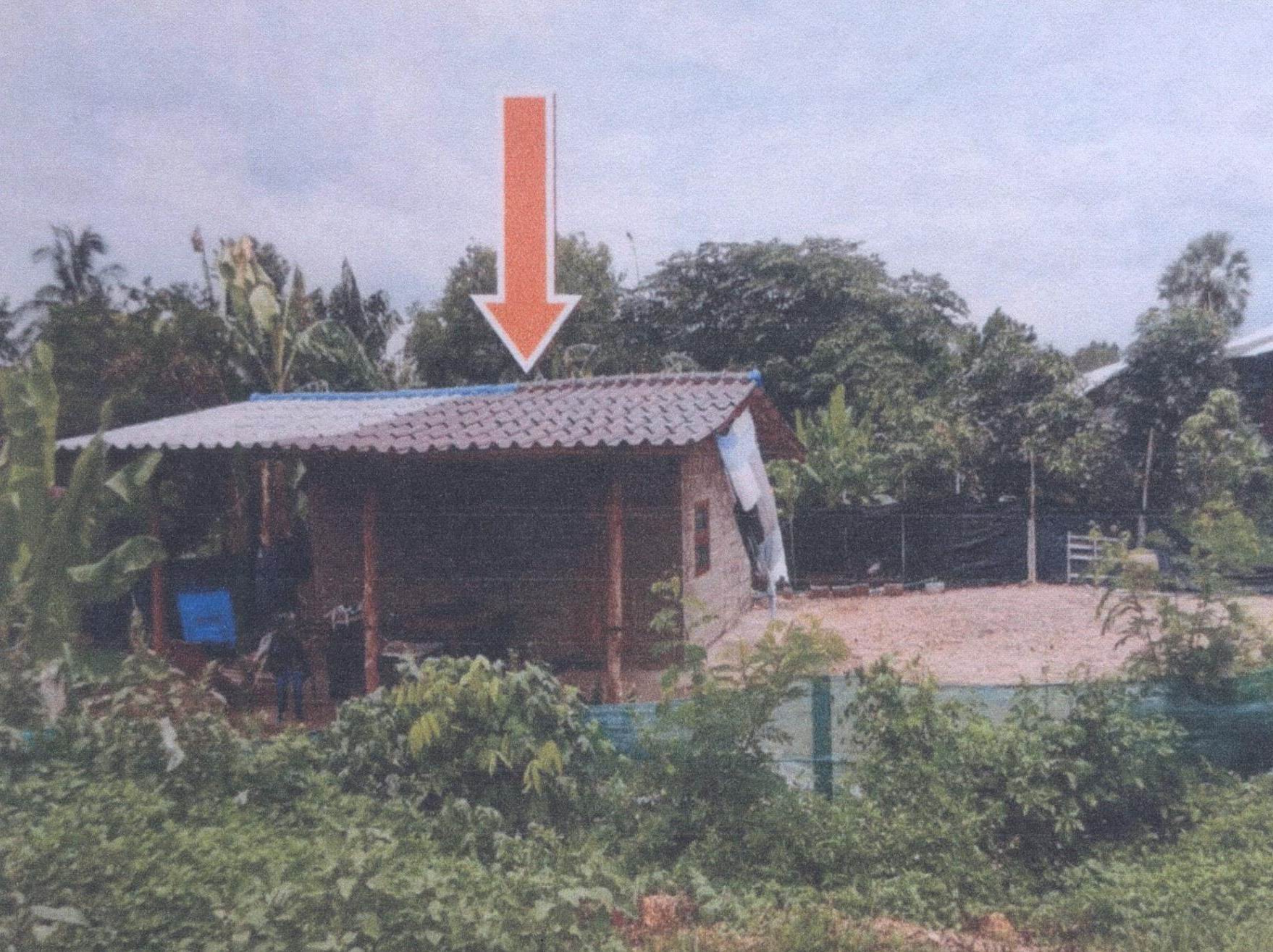 รูปที่ดินพร้อมสิ่งปลูกสร้าง บ้านกลาง สอง แพร่