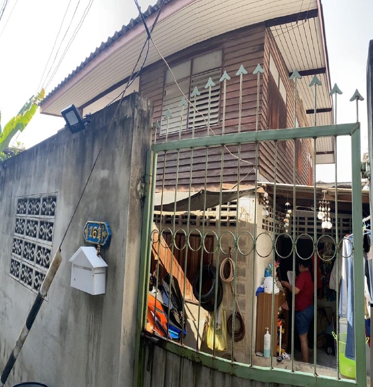 รูปที่ดินพร้อมสิ่งปลูกสร้าง บางซื่อ บางซื่อ กรุงเทพมหานคร