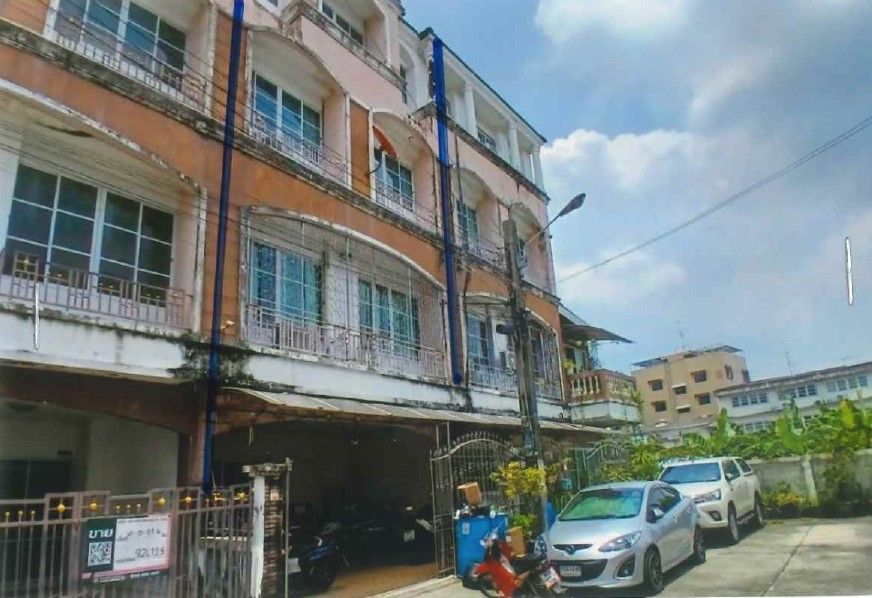 รูปที่ดินพร้อมสิ่งปลูกสร้าง ลาดพร้าว ลาดพร้าว กรุงเทพมหานคร
