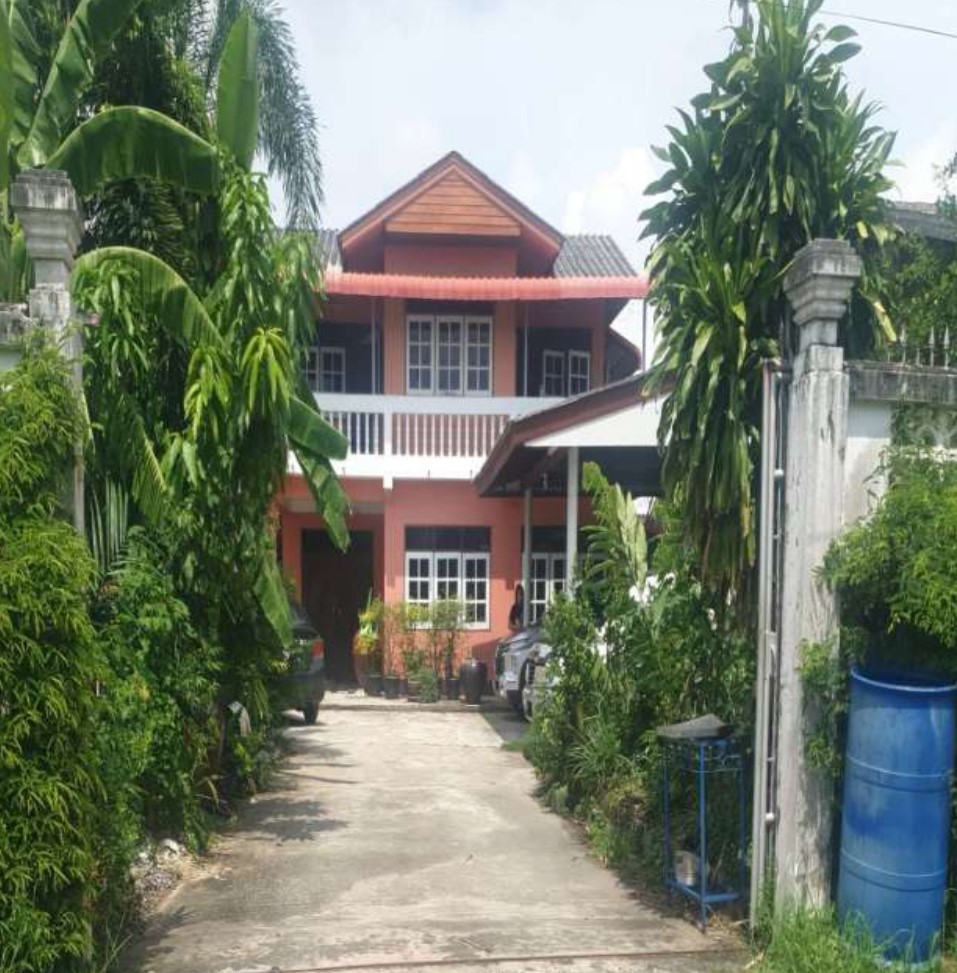 รูปที่ดินพร้อมสิ่งปลูกสร้าง ขุมทอง(คลองหลวงแพ่ง) ลาดกระบัง(เจียระดับ) กรุงเทพมหานคร