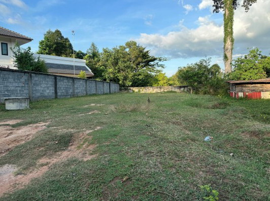 รูปที่ดินว่างเปล่า เหนือเมือง เมืองร้อยเอ็ด ร้อยเอ็ด