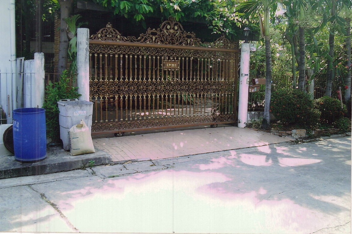 รูปที่ดินพร้อมสิ่งปลูกสร้าง ทุ่งสองห้อง (สีกัน) บางเขน(ตลาดขวัญ) กรุงเทพมหานคร