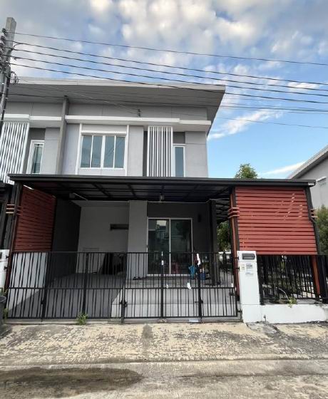 รูปที่ดินพร้อมสิ่งปลูกสร้าง ทับยาว ลาดกระบัง กรุงเทพมหานคร