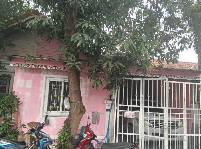 รูปที่ดินพร้อมสิ่งปลูกสร้าง ระแหง ลาดหลุมแก้ว ปทุมธานี