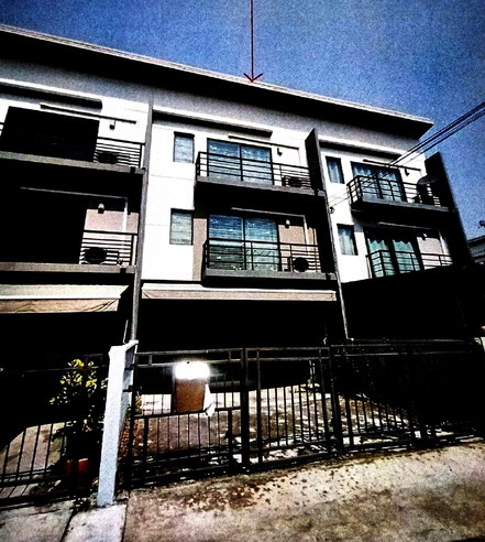 รูปที่ดินพร้อมสิ่งปลูกสร้าง คลองถนน สายไหม กรุงเทพมหานคร