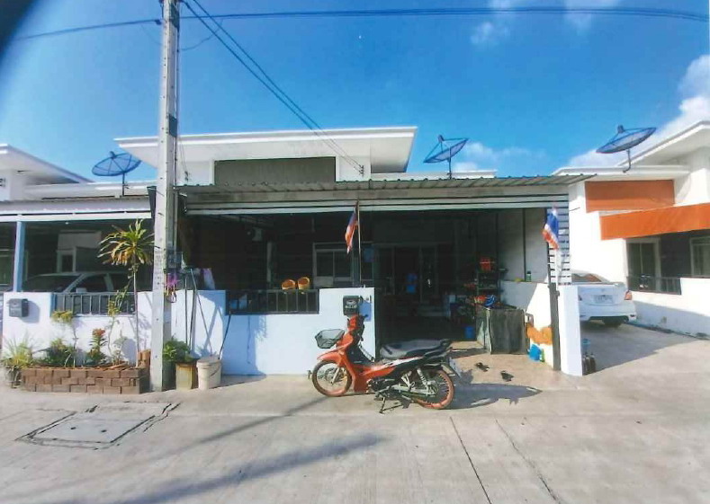 รูปที่ดินพร้อมสิ่งปลูกสร้าง มาบยางพร ปลวกแดง ระยอง