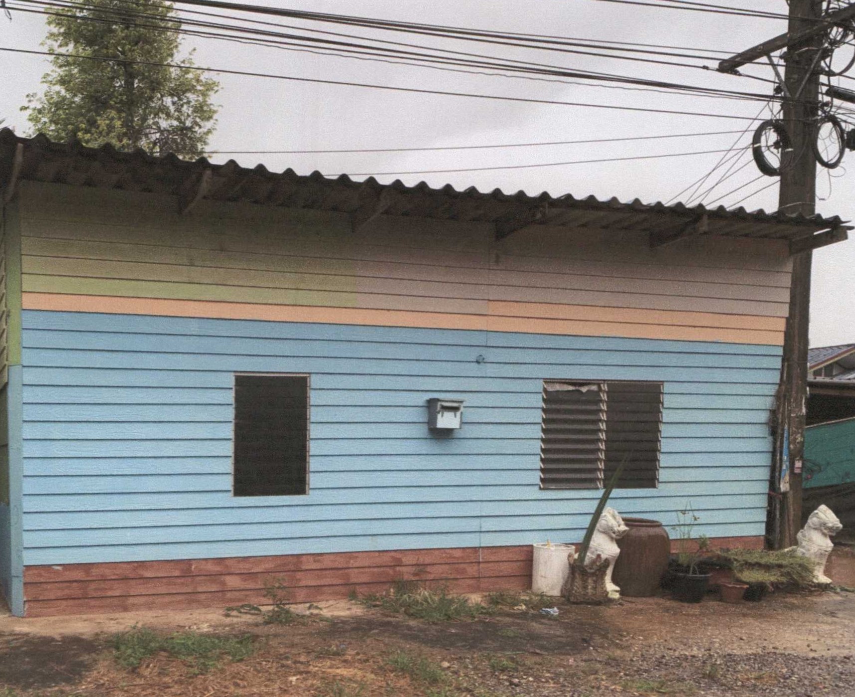 รูปที่ดินพร้อมสิ่งปลูกสร้าง ลาดตะเคียน กบินทร์บุรี ปราจีนบุรี