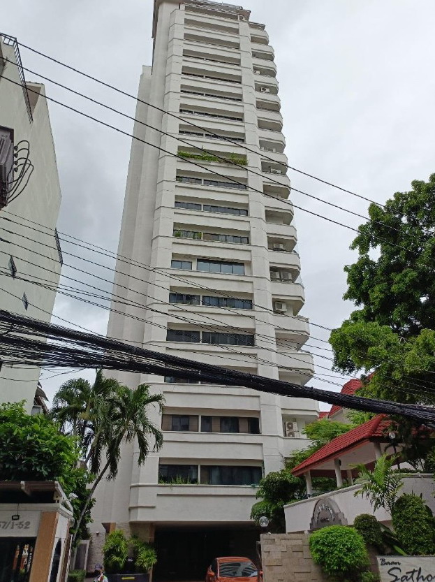 รูปห้องชุด สาทร บางรัก กรุงเทพมหานคร