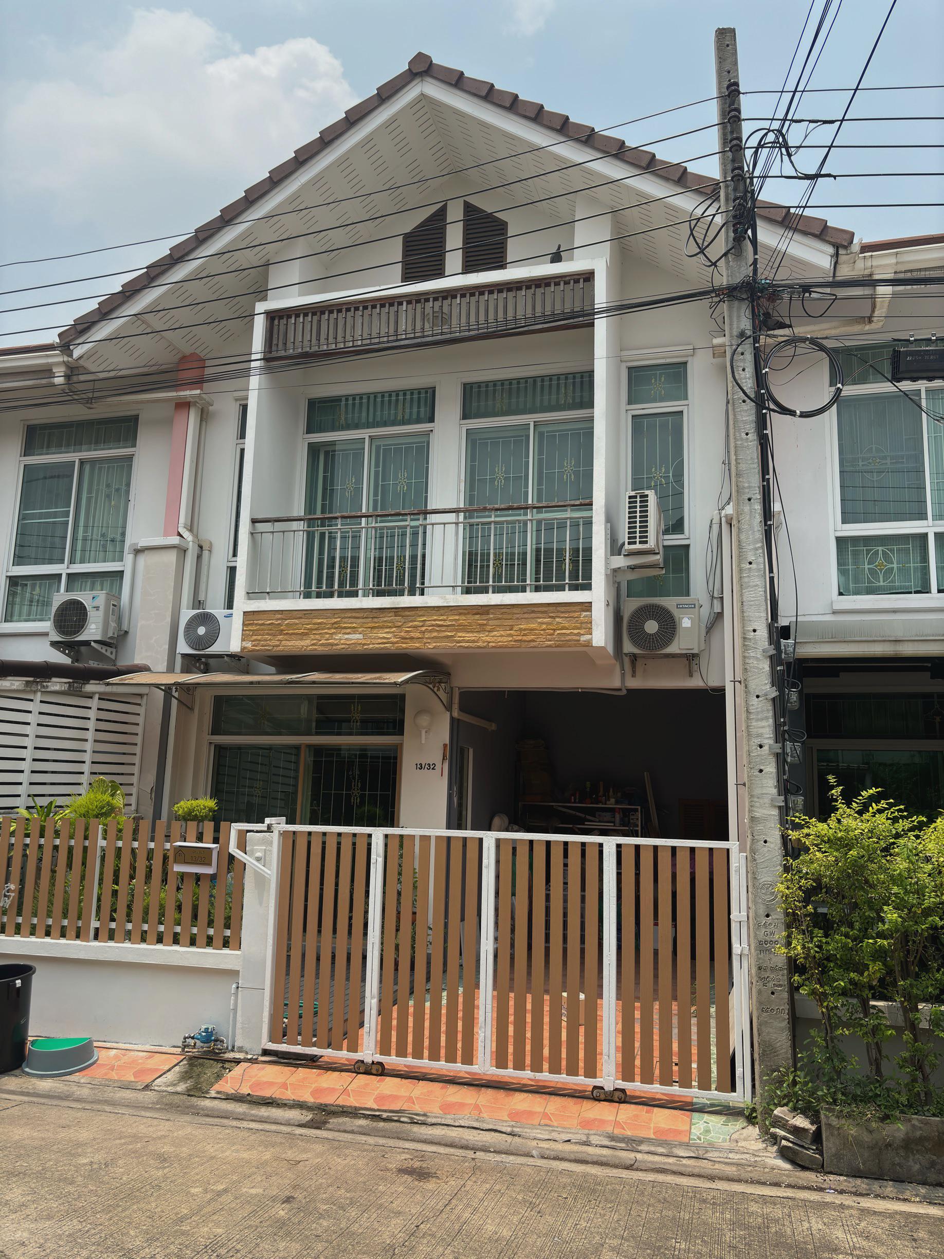 รูปที่ดินพร้อมสิ่งปลูกสร้าง บางรักพัฒนา บางบัวทอง นนทบุรี