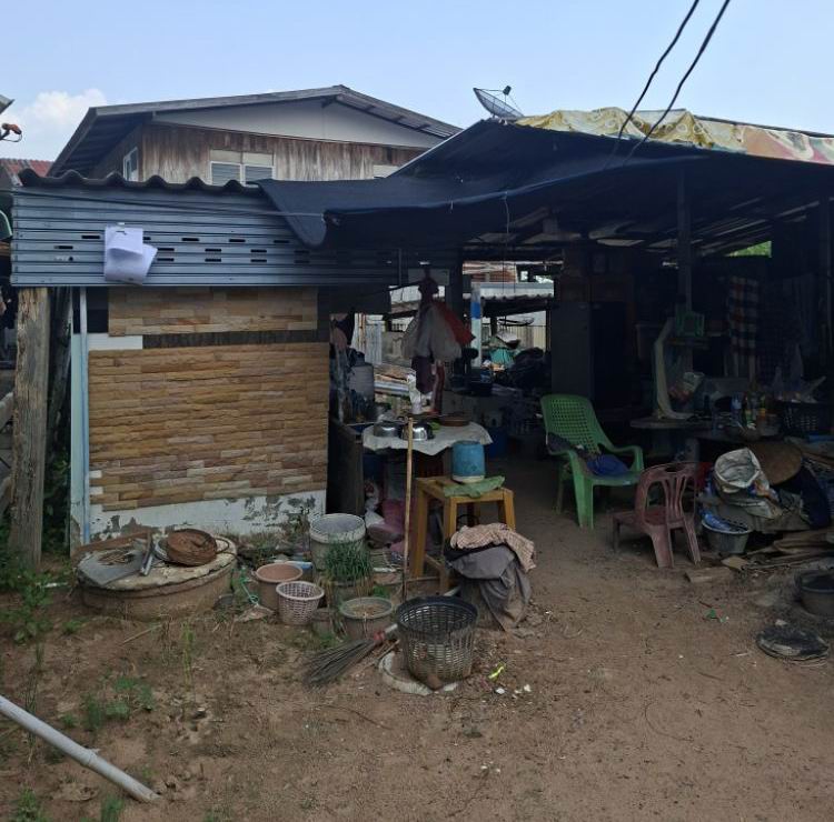 รูปที่ดินพร้อมสิ่งปลูกสร้าง แวงน่าง เมืองมหาสารคาม มหาสารคาม