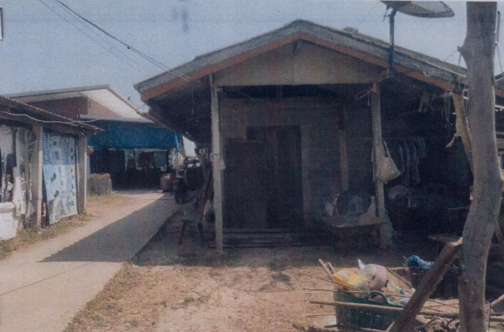 รูปที่ดินพร้อมสิ่งปลูกสร้าง หนองบัวบาน รัตนบุรี สุรินทร์