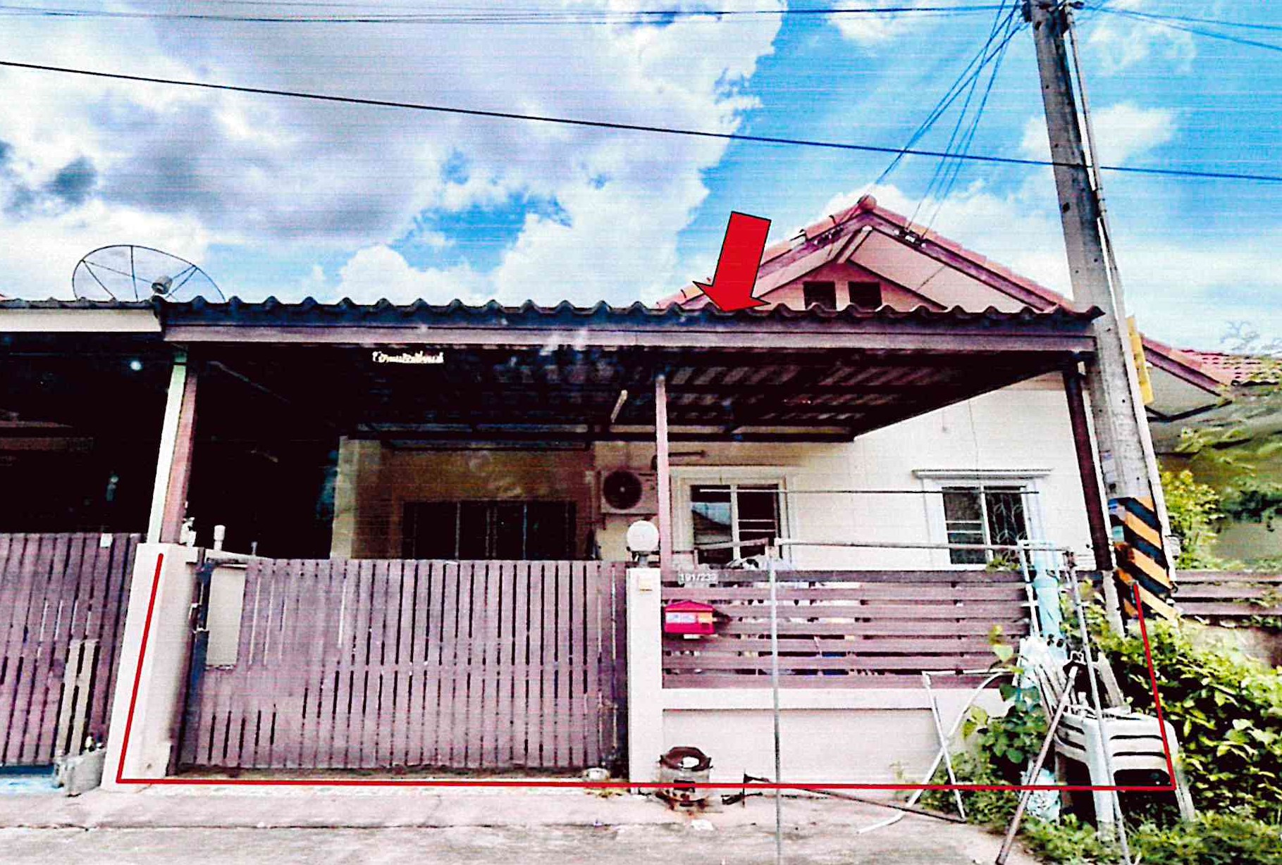 รูปที่ดินพร้อมสิ่งปลูกสร้าง บ่อวิน ศรีราชา ชลบุรี
