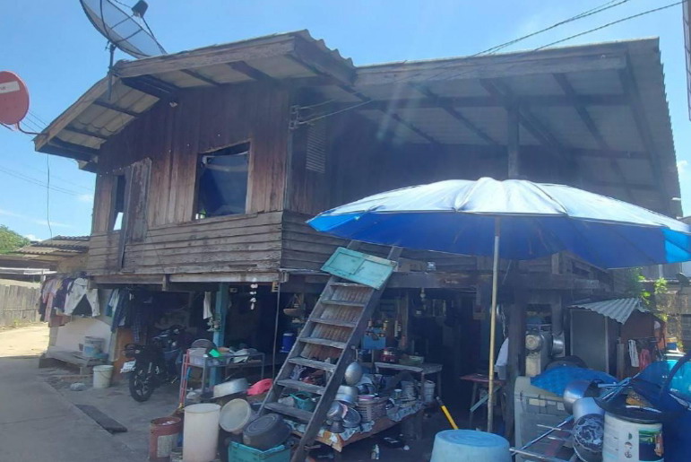 รูปที่ดินพร้อมสิ่งปลูกสร้าง หัวไผ่ เมืองอ่างทอง อ่างทอง