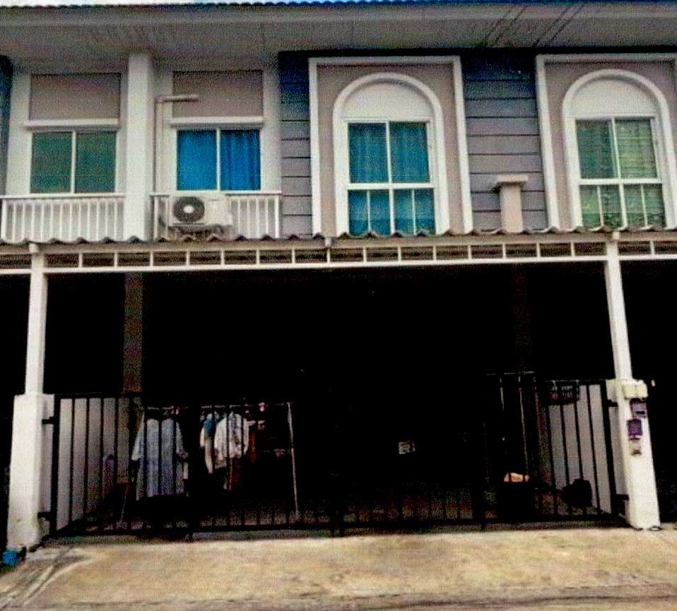รูปที่ดินพร้อมสิ่งปลูกสร้าง บางนาง พานทอง ชลบุรี
