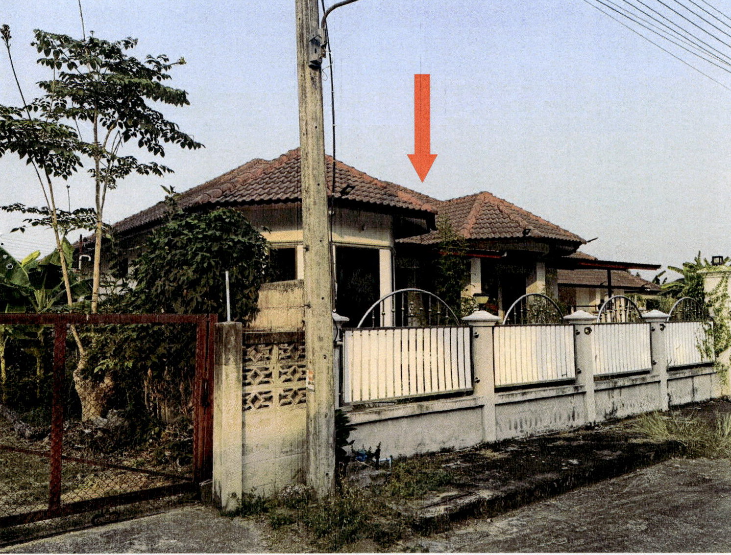 รูปที่ดินพร้อมสิ่งปลูกสร้าง ต้นธงชัย เมืองลำปาง ลำปาง