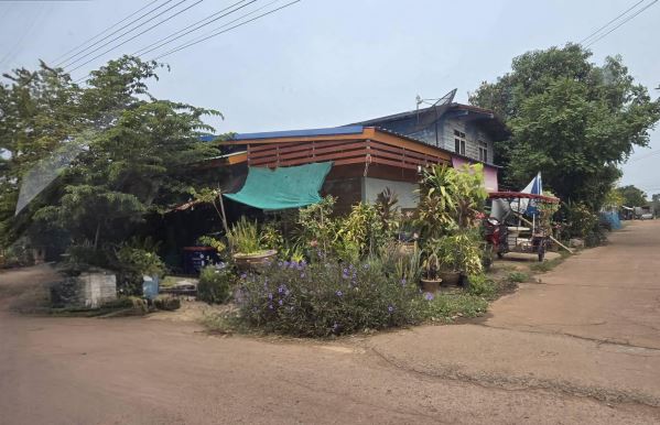 รูปที่ดินพร้อมสิ่งปลูกสร้าง นาคำ บ้านดุง อุดรธานี