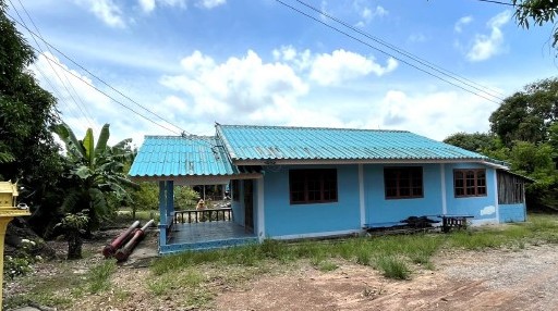 รูปที่ดินพร้อมสิ่งปลูกสร้าง หนองพยอม ตะพานหิน พิจิตร