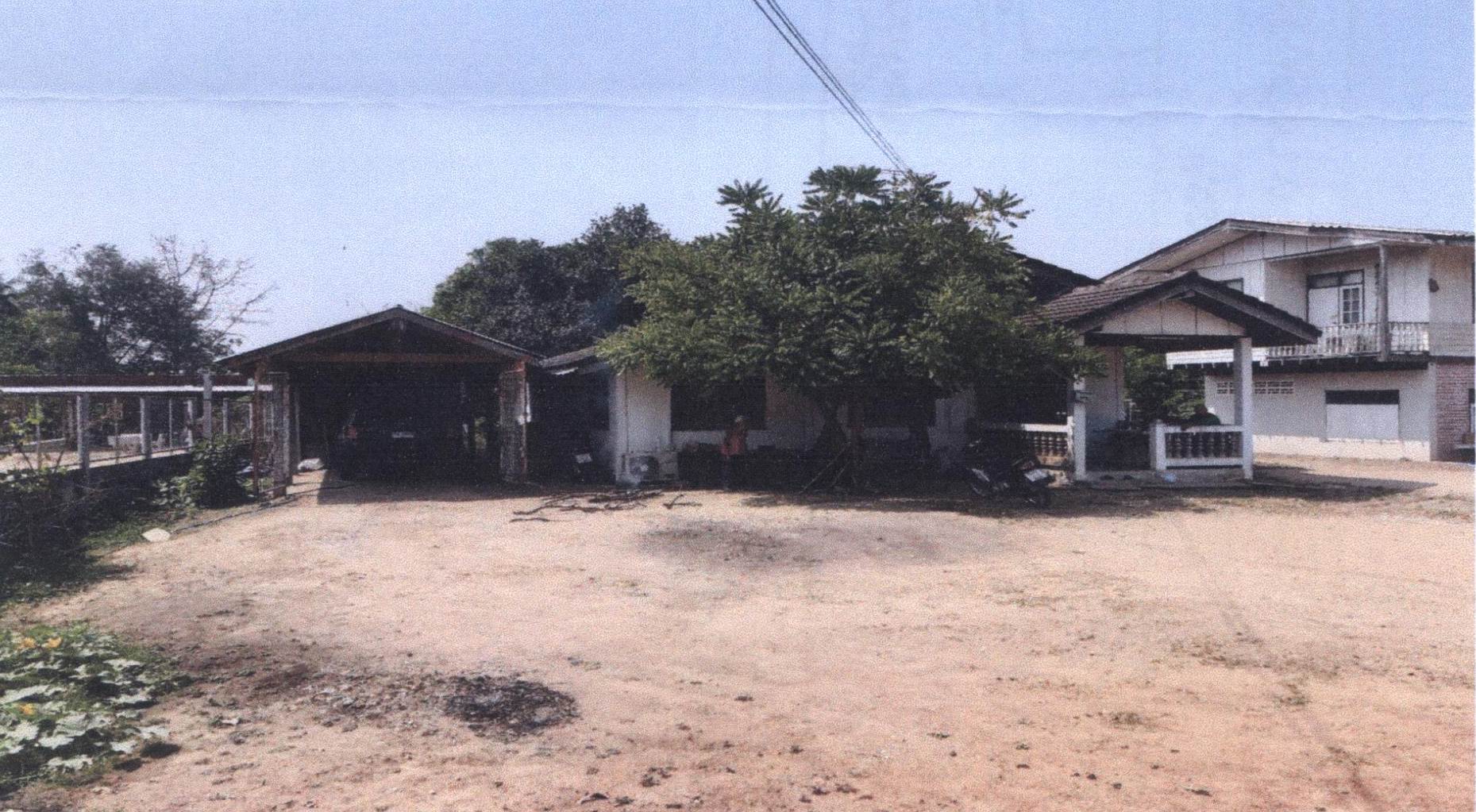 รูปที่ดินพร้อมสิ่งปลูกสร้าง ลานสัก ลานสัก อุทัยธานี