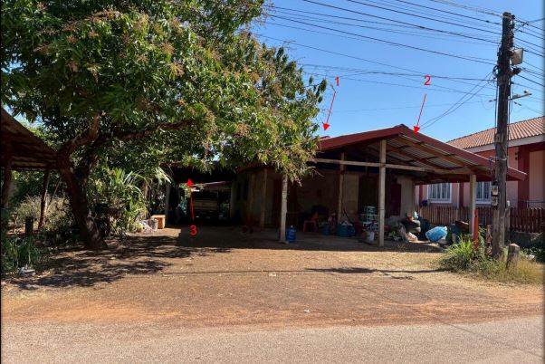 รูปที่ดินพร้อมสิ่งปลูกสร้าง ถ่อนนาลับ บ้านดุง อุดรธานี