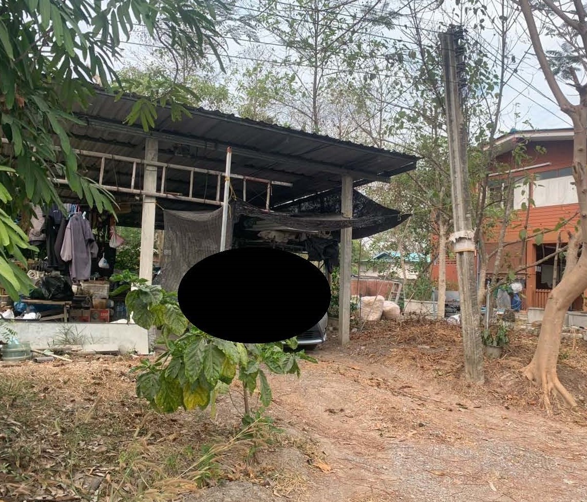 รูปที่ดินพร้อมสิ่งปลูกสร้าง คูบางหลวง ลาดหลุมแก้ว ปทุมธานี