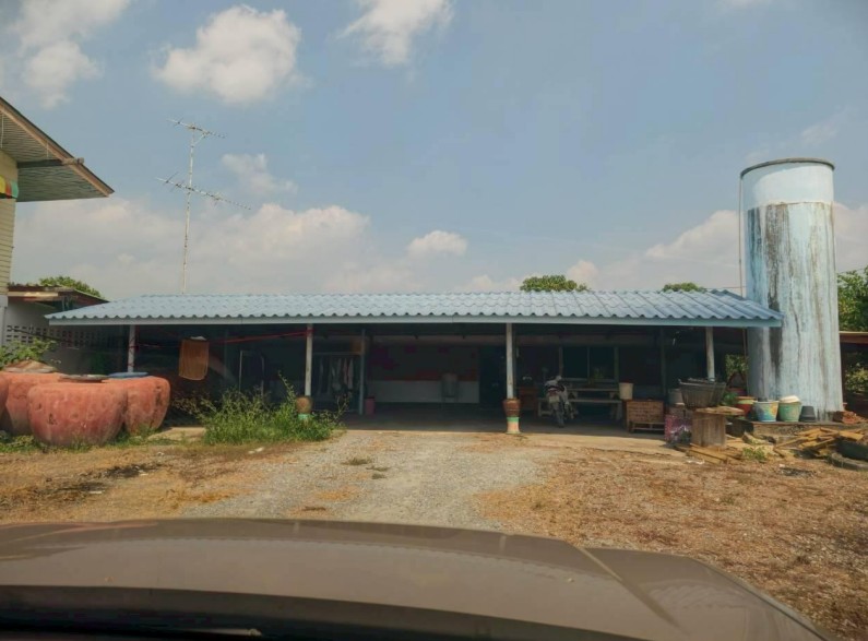 รูปที่ดินพร้อมสิ่งปลูกสร้าง บางหลวง บางเลน นครปฐม