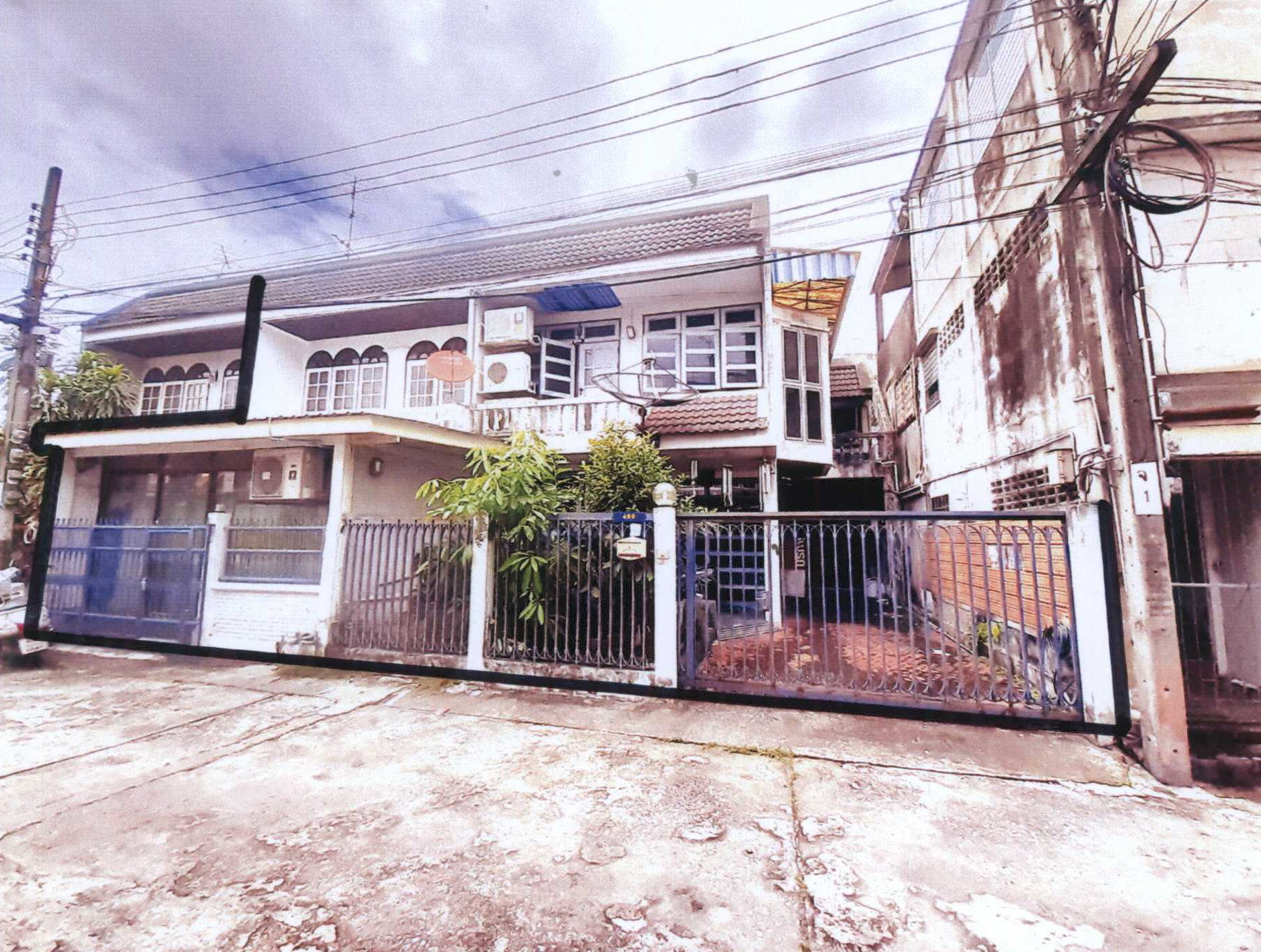 รูปที่ดินพร้อมสิ่งปลูกสร้าง ลาดพร้าว บางกะปิ กรุงเทพมหานคร