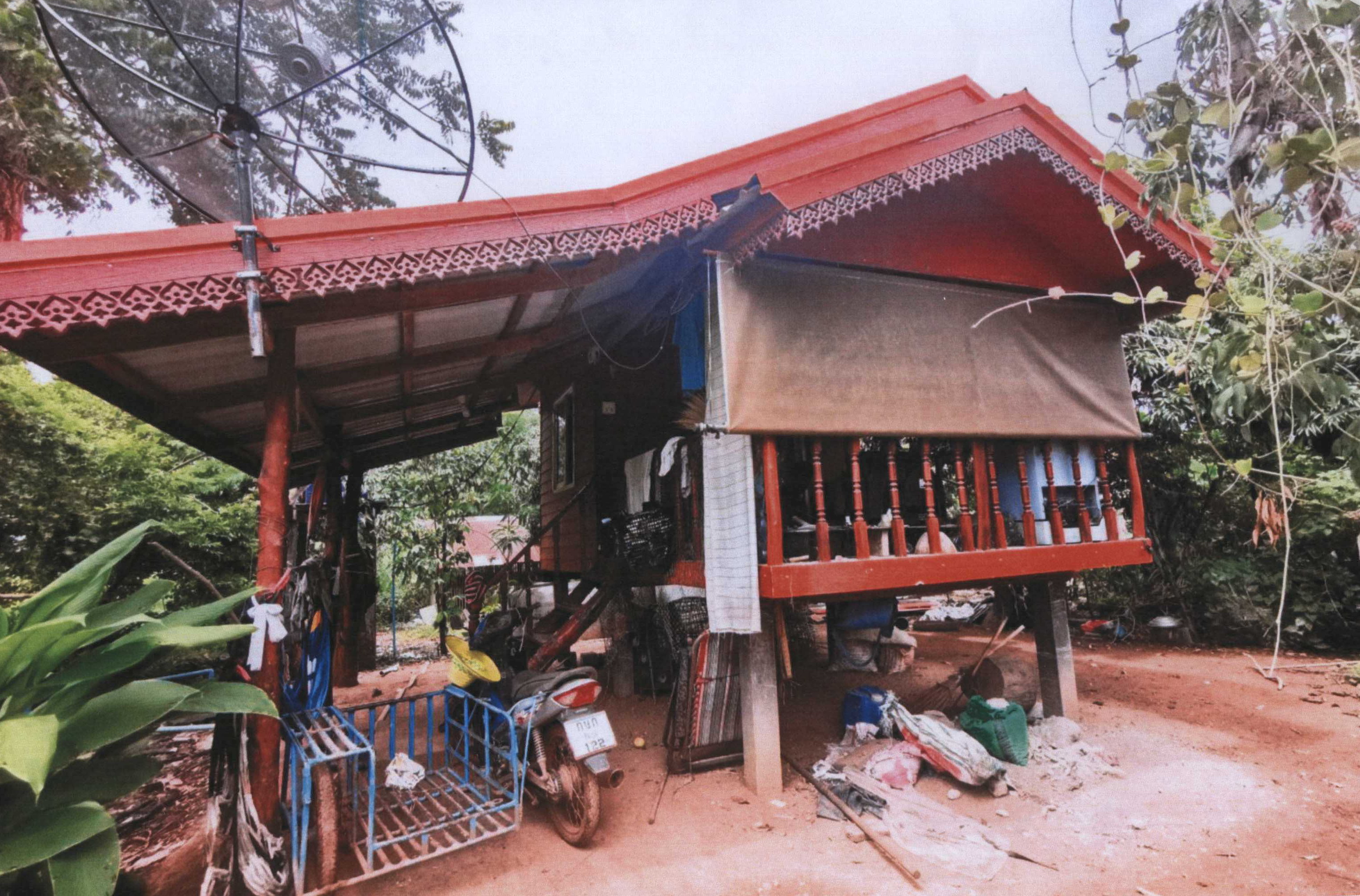 รูปที่ดินพร้อมสิ่งปลูกสร้าง บ้านเดื่อ เกษตรสมบูรณ์ ชัยภูมิ