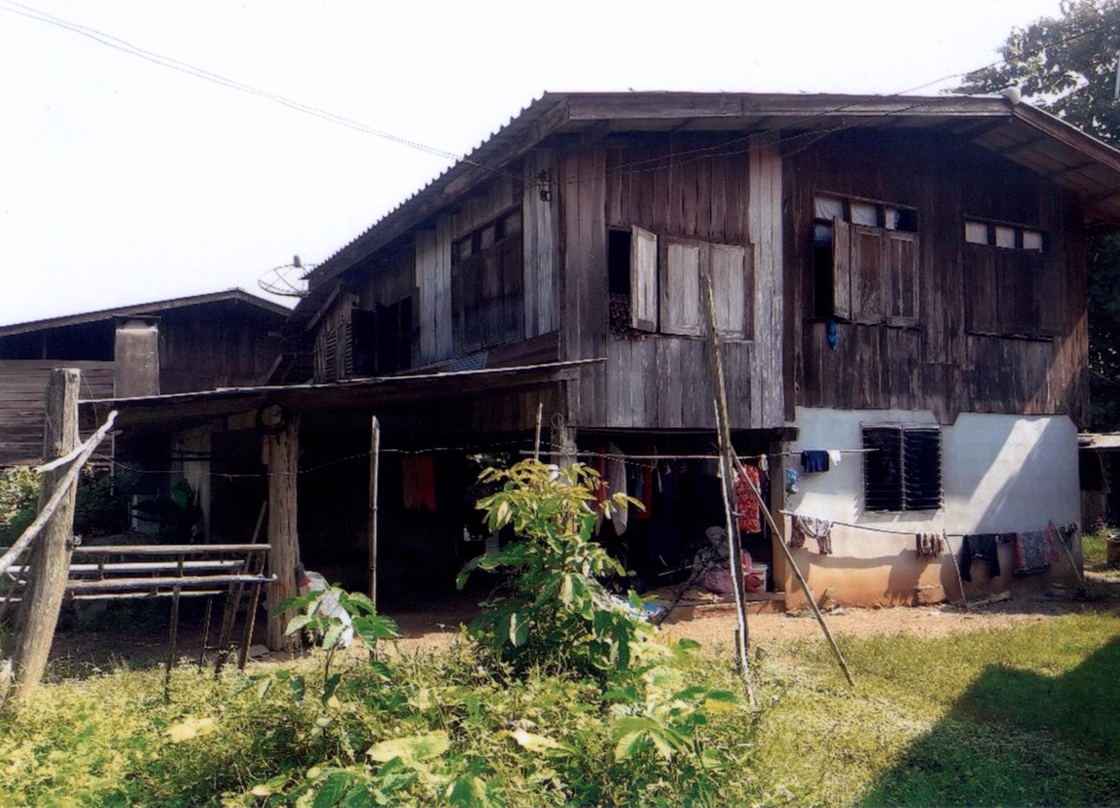 รูปที่ดินพร้อมสิ่งปลูกสร้าง บ้านปิน ลอง แพร่