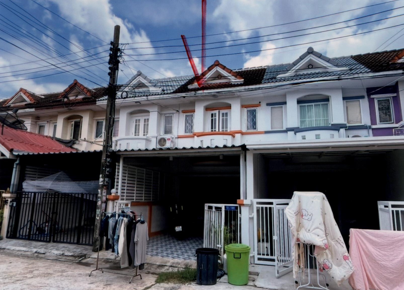 รูปที่ดินพร้อมสิ่งปลูกสร้าง สามวาตะวันตก มีนบุรี กรุงเทพมหานคร