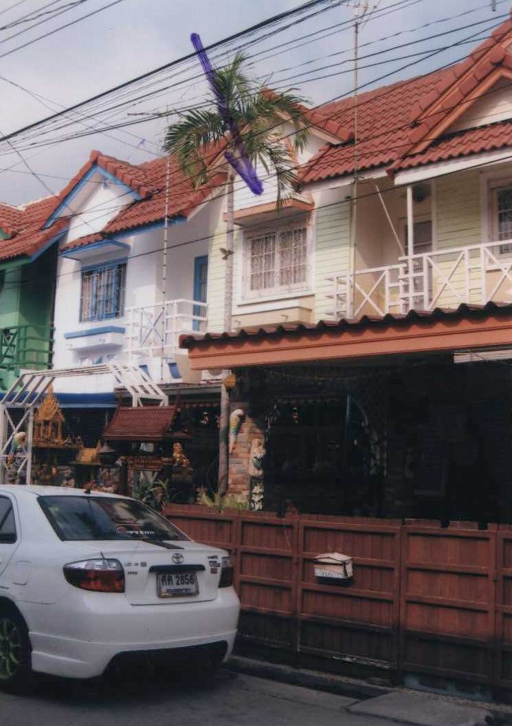 รูปที่ดินพร้อมสิ่งปลูกสร้าง ไทรน้อย ไทรน้อย นนทบุรี