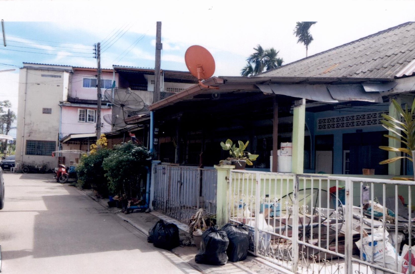 รูปที่ดินพร้อมสิ่งปลูกสร้าง บางหมาก เมืองชุมพร ชุมพร