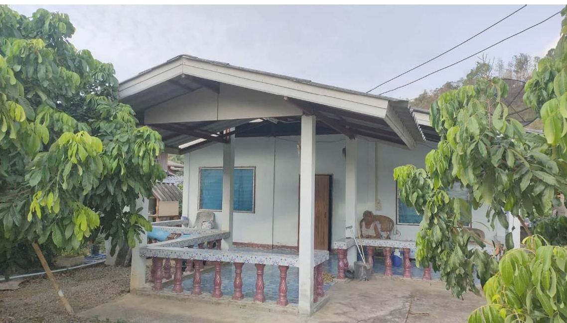 รูปที่ดินพร้อมสิ่งปลูกสร้าง ทุ่งปี้ แม่วาง เชียงใหม่