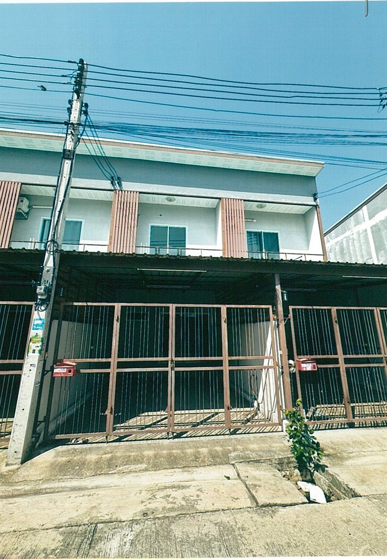 รูปที่ดินพร้อมสิ่งปลูกสร้าง ระแหง ลาดหลุมแก้ว ปทุมธานี