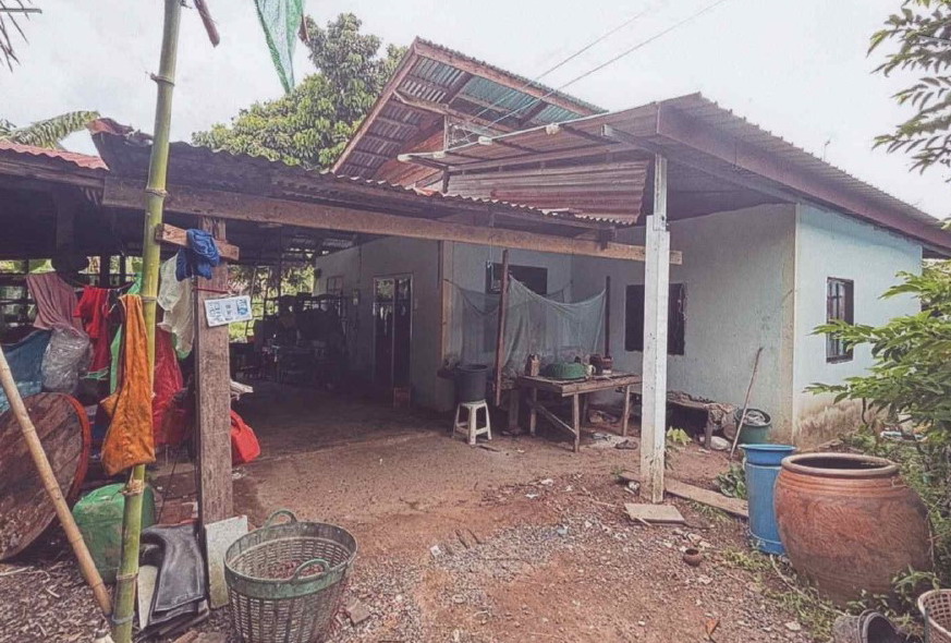 รูปที่ดินพร้อมสิ่งปลูกสร้าง ขุหลุ ตระการพืชผล อุบลราชธานี