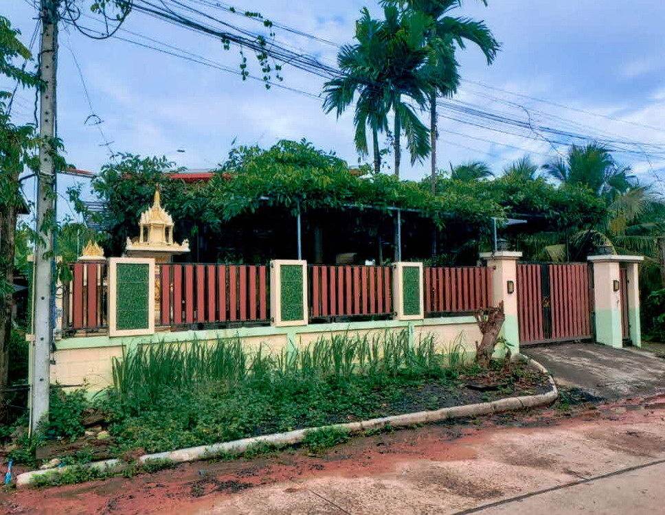 รูปที่ดินพร้อมสิ่งปลูกสร้าง ตระแสง เมืองสุรินทร์ สุรินทร์