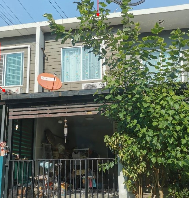 รูปที่ดินพร้อมสิ่งปลูกสร้าง ลาดสวาย ลำลูกกา ปทุมธานี