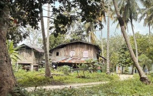 รูปที่ดินพร้อมสิ่งปลูกสร้าง โมคลาน ท่าศาลา นครศรีธรรมราช
