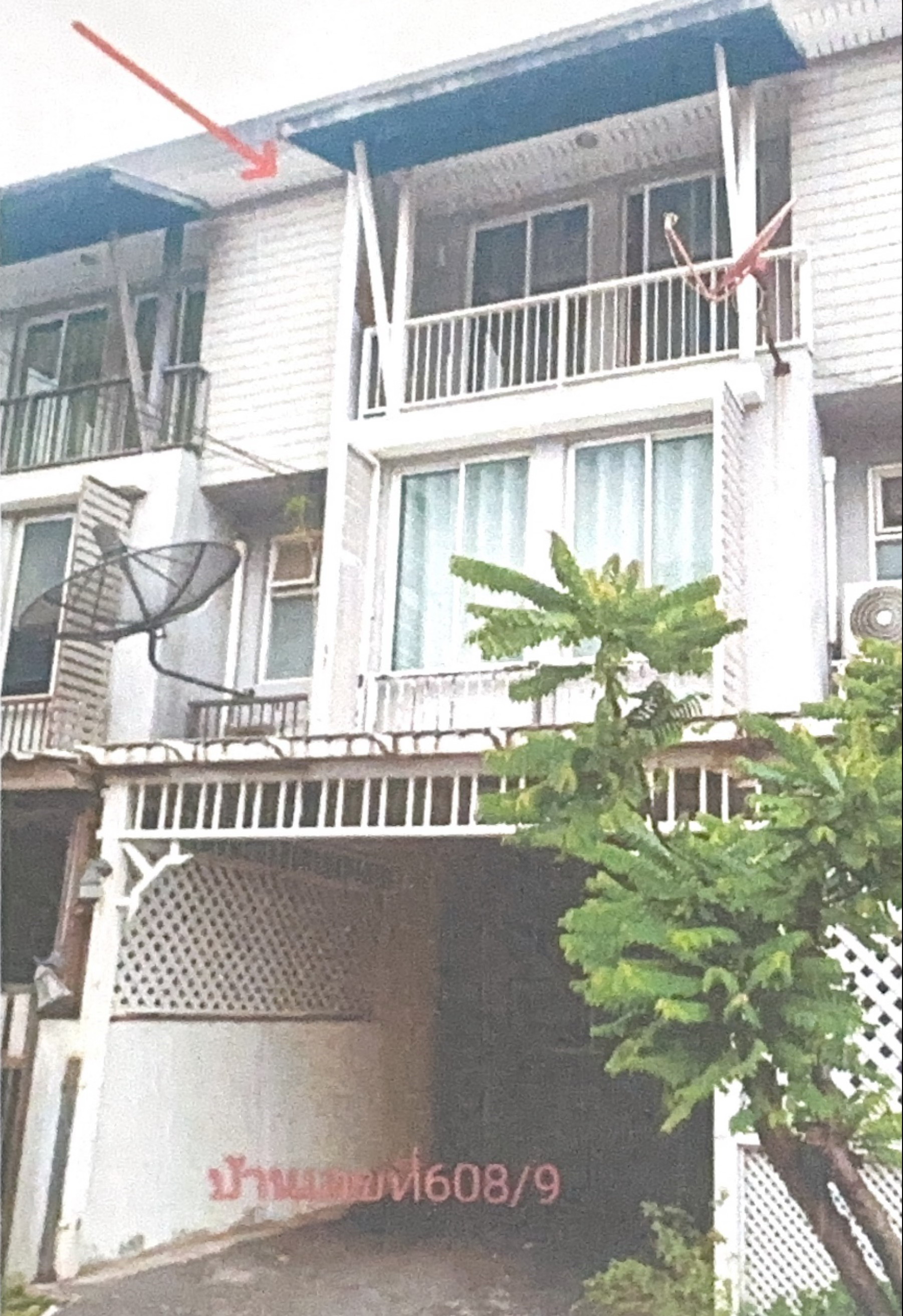 รูปที่ดินพร้อมสิ่งปลูกสร้าง จรเข้บัว ลาดพร้าว กรุงเทพมหานคร